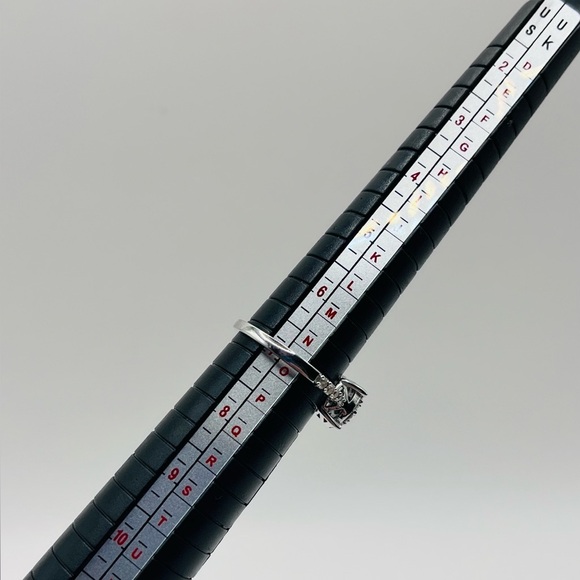 0.50 CT Natural Diamond Round Silver Ring - Picture 6 of 6